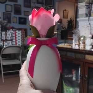 Hallmark Pink and White Floral Vase